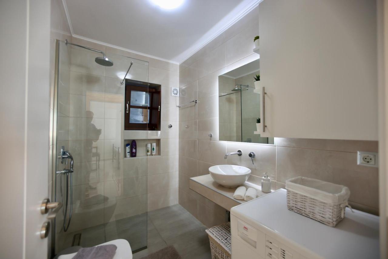 הוילה Sunset View Stone House, Areopoli Mani מראה חיצוני תמונה