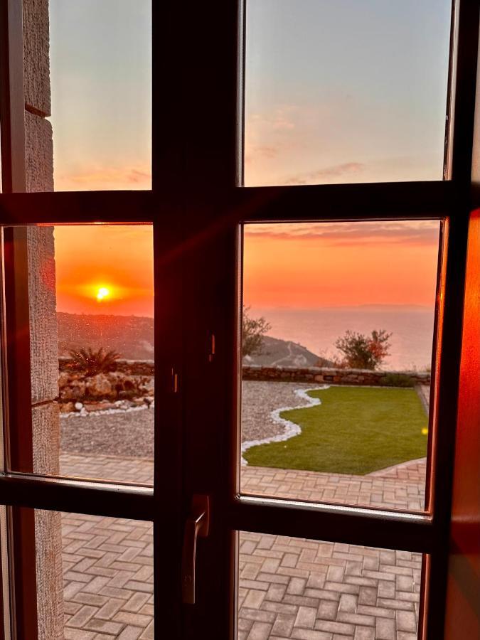 הוילה Sunset View Stone House, Areopoli Mani מראה חיצוני תמונה